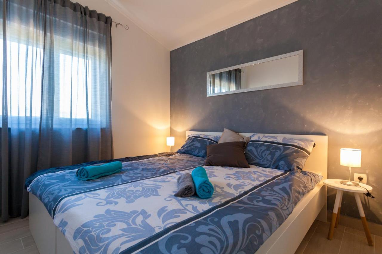 Apartments Didi Omišalj Buitenkant foto